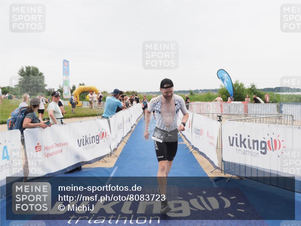22.06.2025 - Viking Triathlon MichiJ http://msf.ph/oto/8083723 22.06.2025 16:10:26 Ziel 290, 396, 605 meine-sportfotos.de