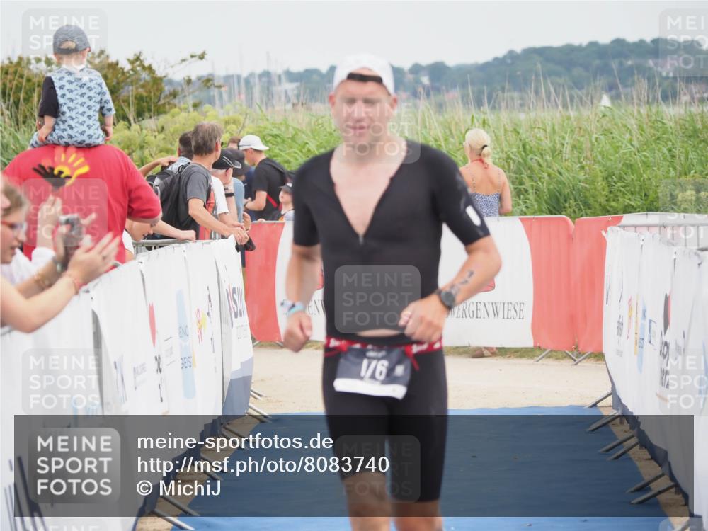 22.06.2025 - Viking Triathlon MichiJ http://msf.ph/oto/8083740 22.06.2025 14:49:35 Ziel 176 meine-sportfotos.de