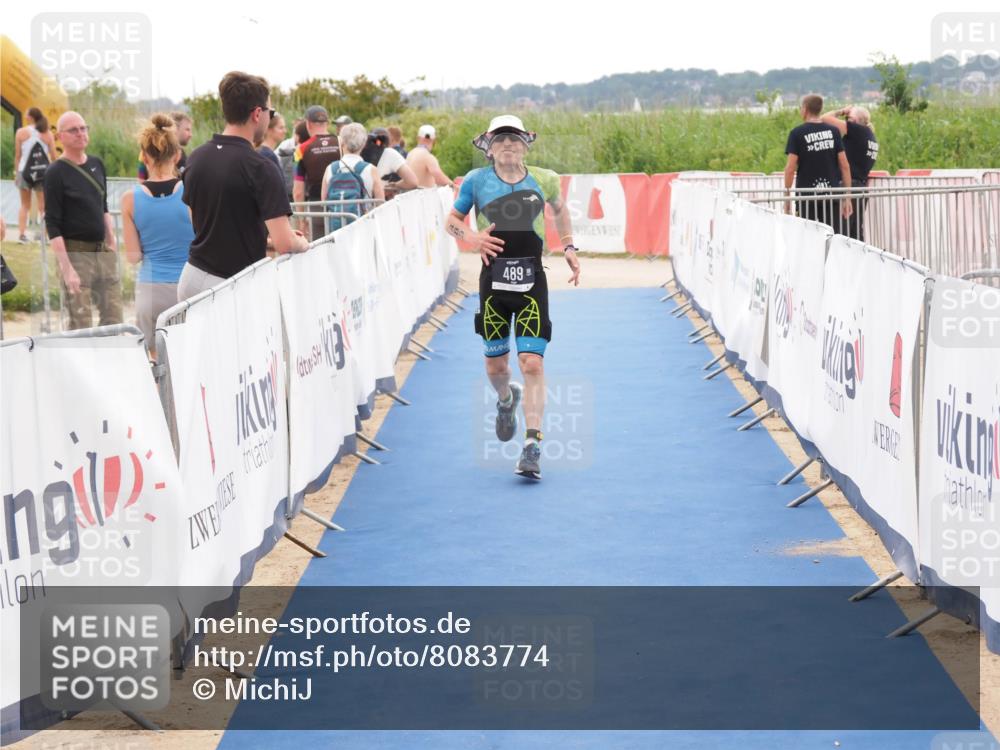 22.06.2025 - Viking Triathlon MichiJ http://msf.ph/oto/8083774 22.06.2025 16:17:41 Ziel 489 meine-sportfotos.de