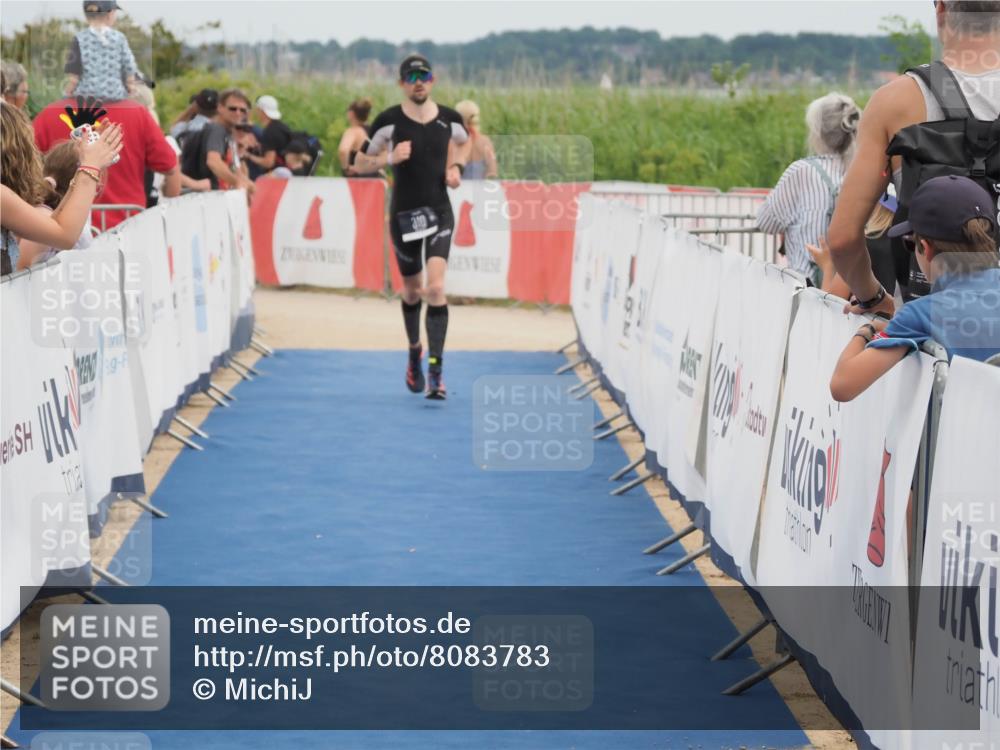 22.06.2025 - Viking Triathlon MichiJ http://msf.ph/oto/8083783 22.06.2025 14:49:41 Ziel 176, 310 meine-sportfotos.de