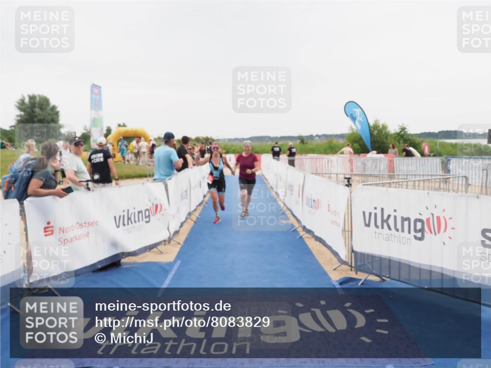 22.06.2025 - Viking Triathlon MichiJ http://msf.ph/oto/8083829 22.06.2025 16:10:28 Ziel 290, 396, 605 meine-sportfotos.de
