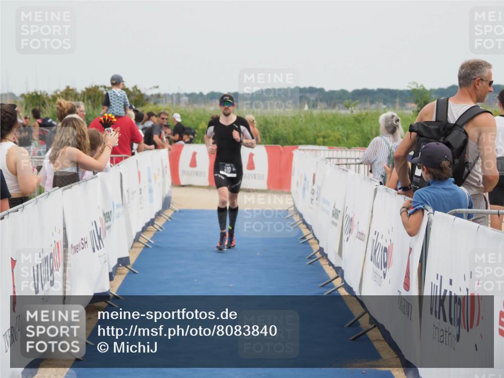 22.06.2025 - Viking Triathlon MichiJ http://msf.ph/oto/8083840 22.06.2025 14:49:42 Ziel 310 meine-sportfotos.de