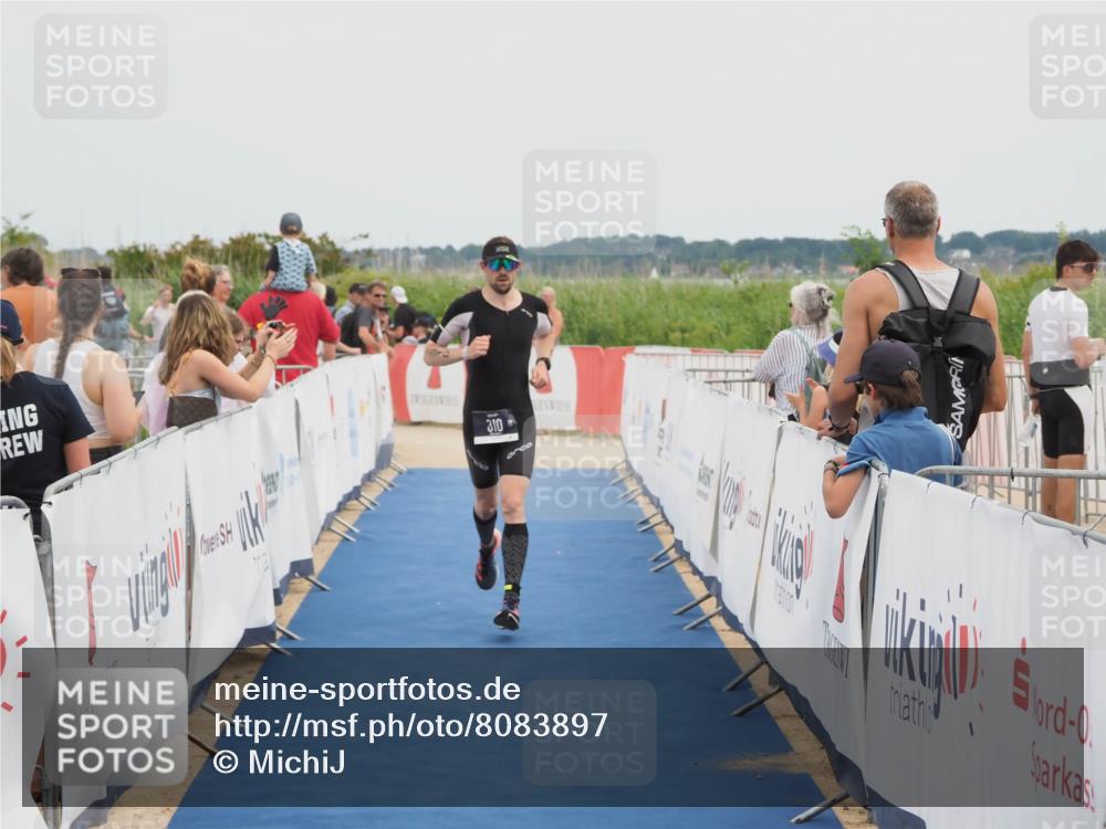 22.06.2025 - Viking Triathlon MichiJ http://msf.ph/oto/8083897 22.06.2025 14:49:43 Ziel 310 meine-sportfotos.de