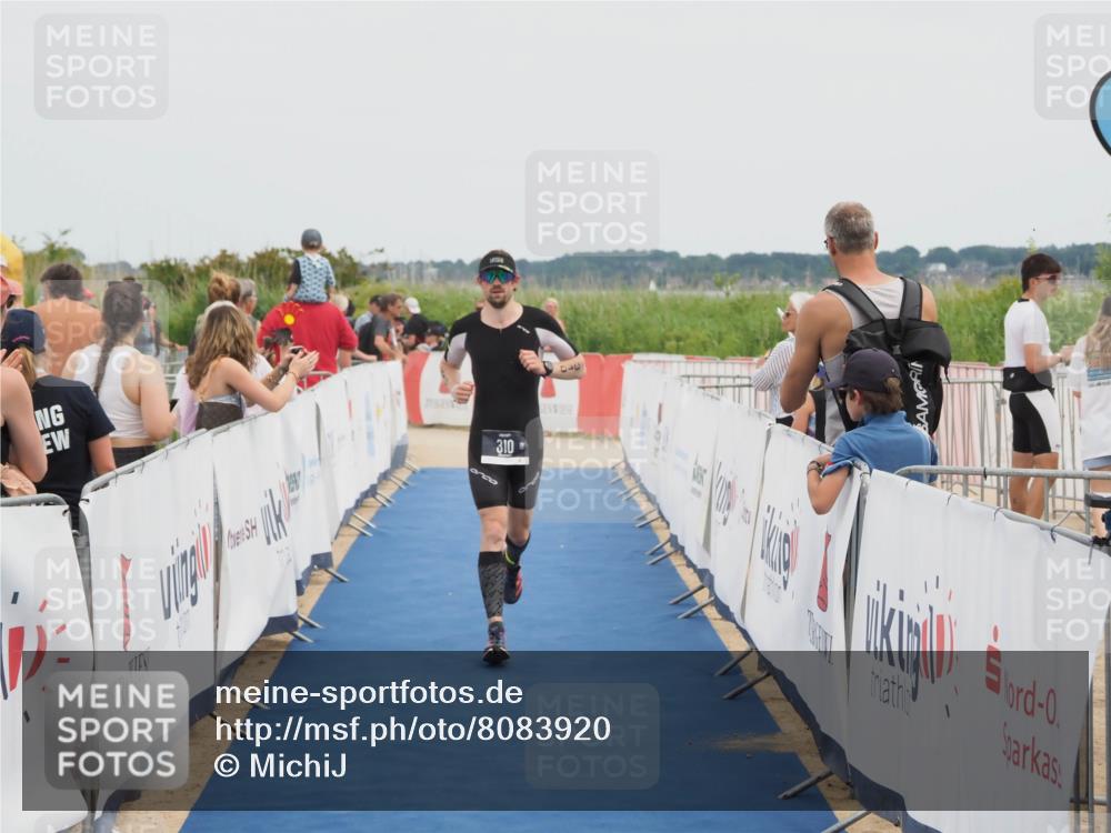 22.06.2025 - Viking Triathlon MichiJ http://msf.ph/oto/8083920 22.06.2025 14:49:43 Ziel 310 meine-sportfotos.de