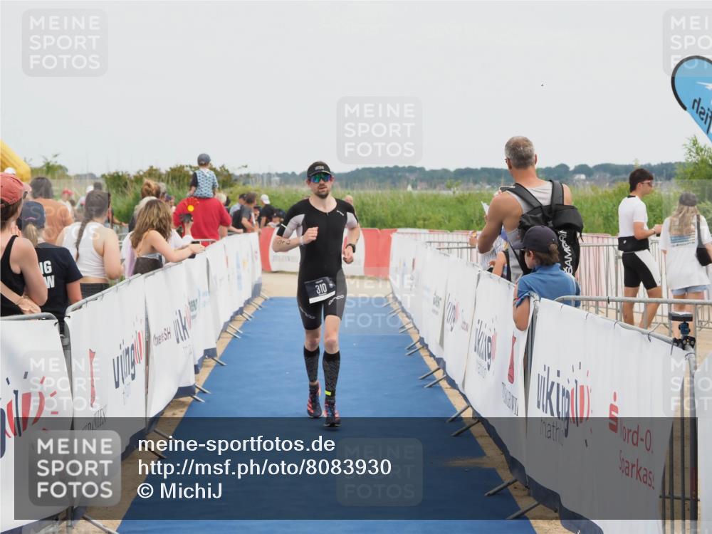 22.06.2025 - Viking Triathlon MichiJ http://msf.ph/oto/8083930 22.06.2025 14:49:43 Ziel 310 meine-sportfotos.de