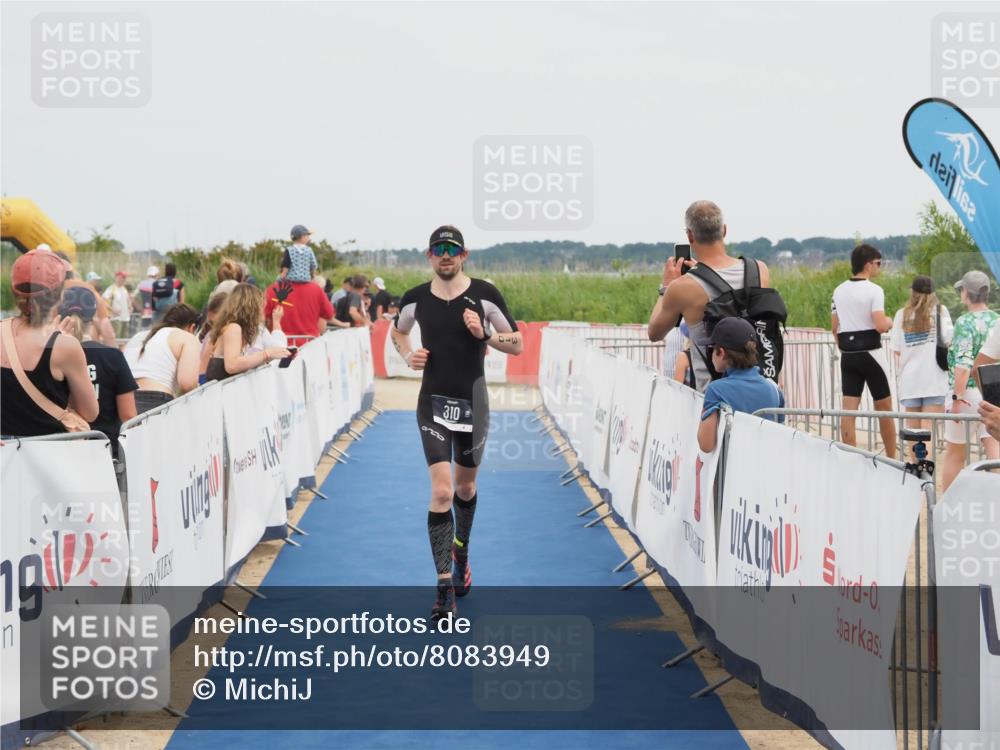 22.06.2025 - Viking Triathlon MichiJ http://msf.ph/oto/8083949 22.06.2025 14:49:44 Ziel 310 meine-sportfotos.de