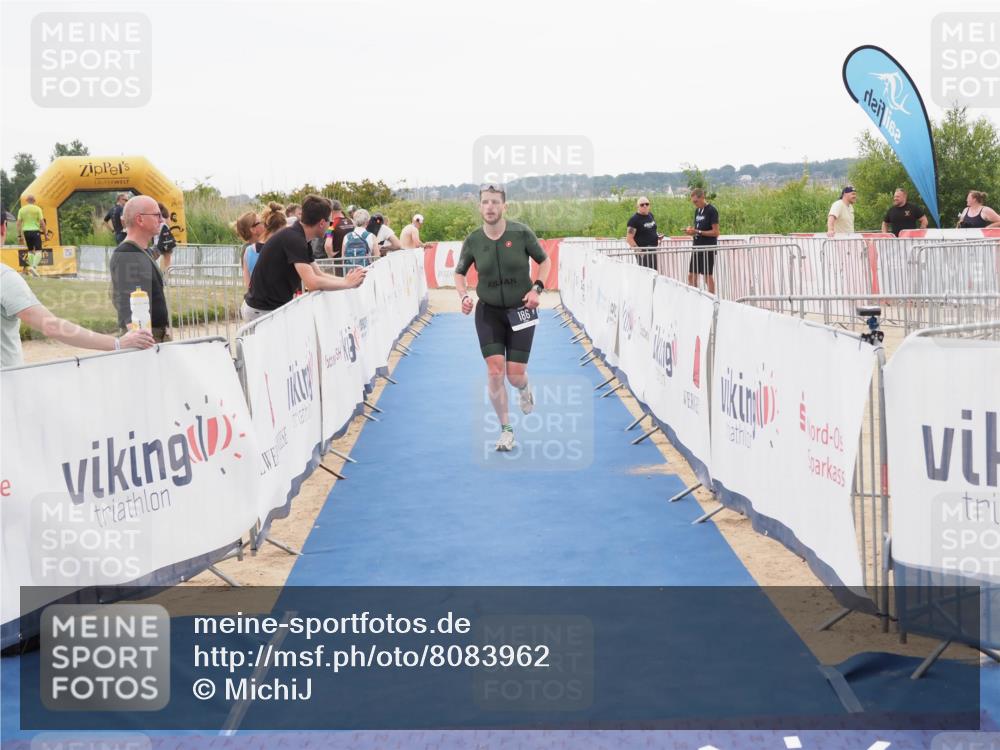 22.06.2025 - Viking Triathlon MichiJ http://msf.ph/oto/8083962 22.06.2025 16:18:33 Ziel 186 meine-sportfotos.de