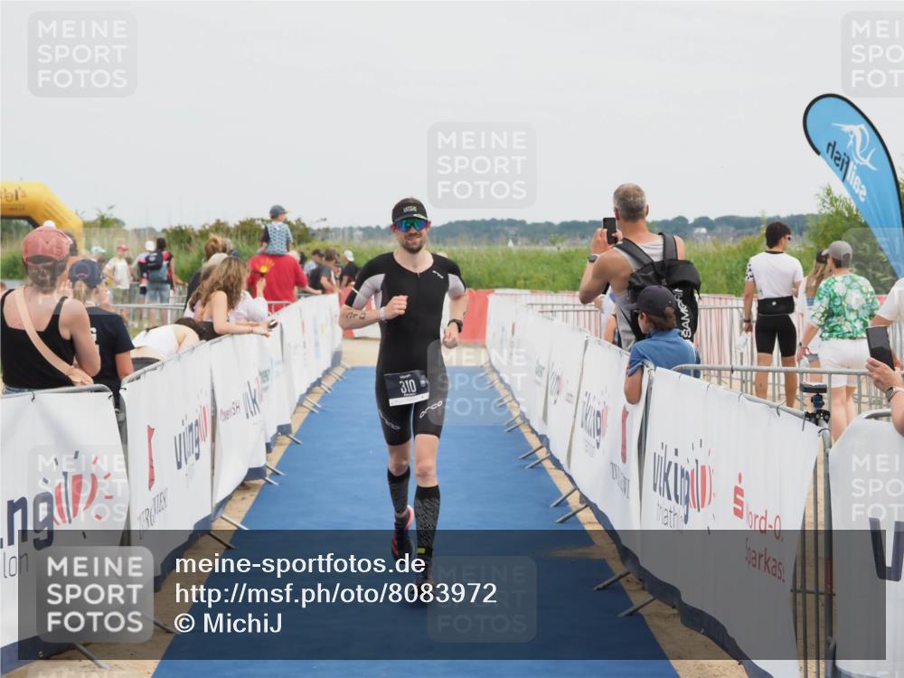 22.06.2025 - Viking Triathlon MichiJ http://msf.ph/oto/8083972 22.06.2025 14:49:44 Ziel 310 meine-sportfotos.de