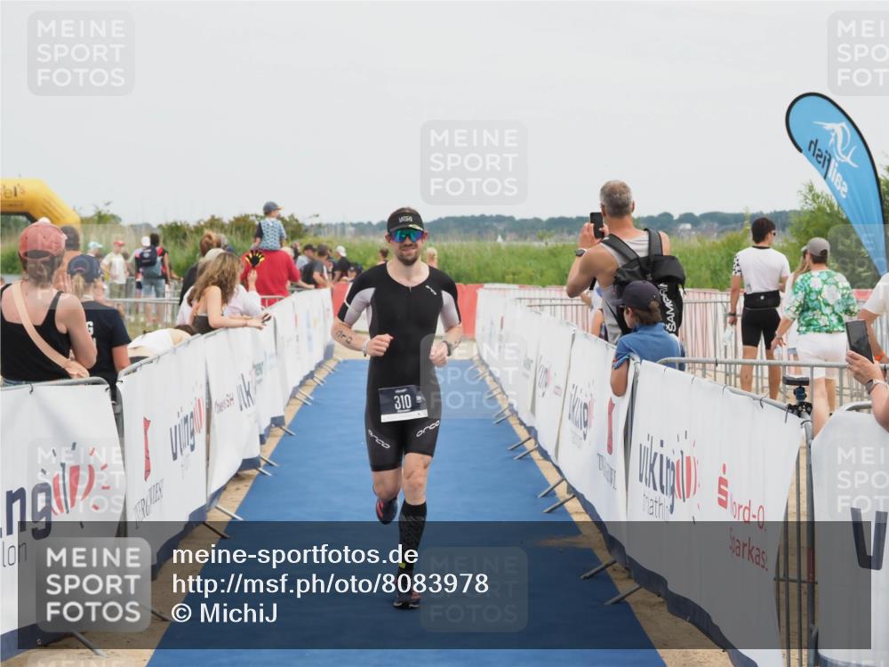 22.06.2025 - Viking Triathlon MichiJ http://msf.ph/oto/8083978 22.06.2025 14:49:44 Ziel 310 meine-sportfotos.de