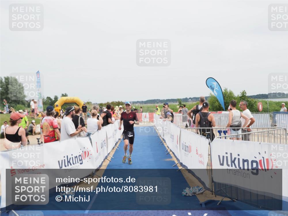 22.06.2025 - Viking Triathlon MichiJ http://msf.ph/oto/8083981 22.06.2025 14:41:58 Ziel 527 meine-sportfotos.de