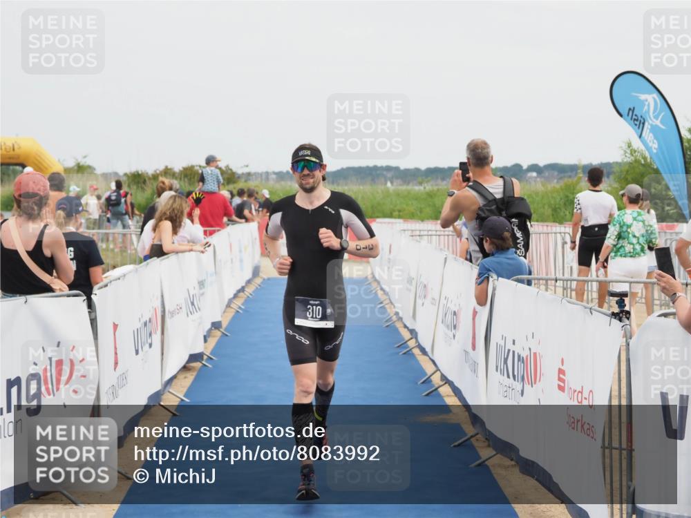 22.06.2025 - Viking Triathlon MichiJ http://msf.ph/oto/8083992 22.06.2025 14:49:44 Ziel 310 meine-sportfotos.de