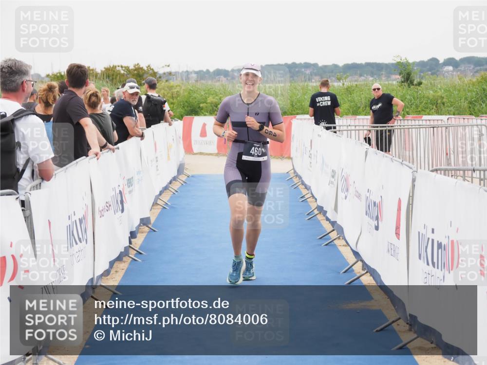 22.06.2025 - Viking Triathlon MichiJ http://msf.ph/oto/8084006 22.06.2025 16:11:02 Ziel 460 meine-sportfotos.de