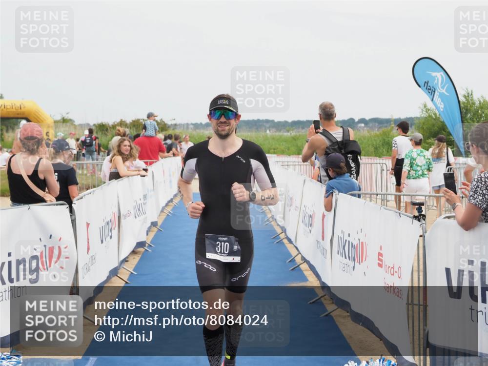 22.06.2025 - Viking Triathlon MichiJ http://msf.ph/oto/8084024 22.06.2025 14:49:45 Ziel 310 meine-sportfotos.de