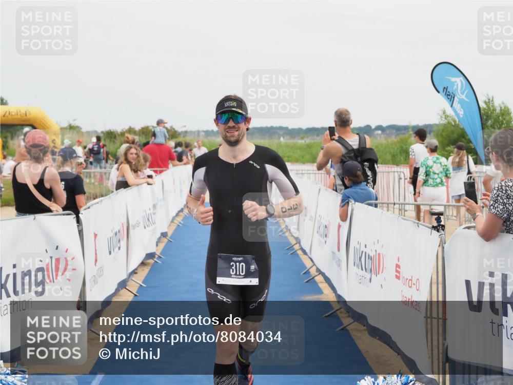 22.06.2025 - Viking Triathlon MichiJ http://msf.ph/oto/8084034 22.06.2025 14:49:45 Ziel 310 meine-sportfotos.de