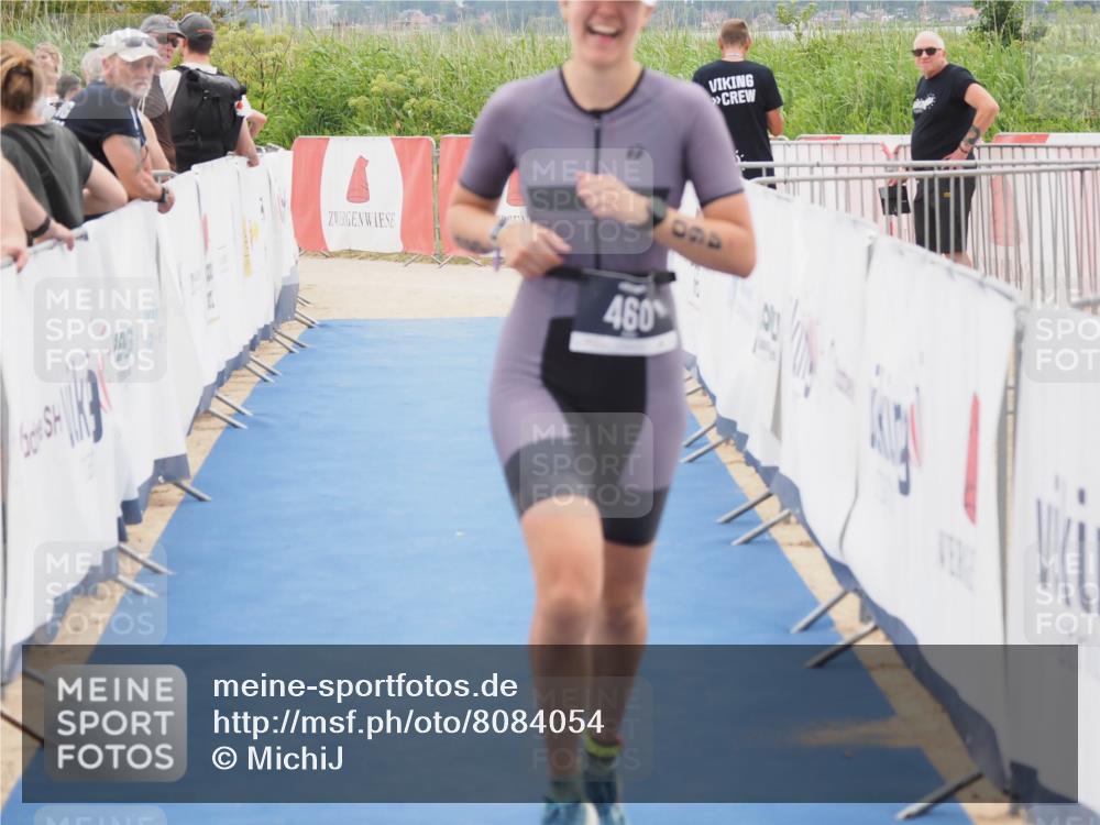 22.06.2025 - Viking Triathlon MichiJ http://msf.ph/oto/8084054 22.06.2025 16:11:02 Ziel 460 meine-sportfotos.de