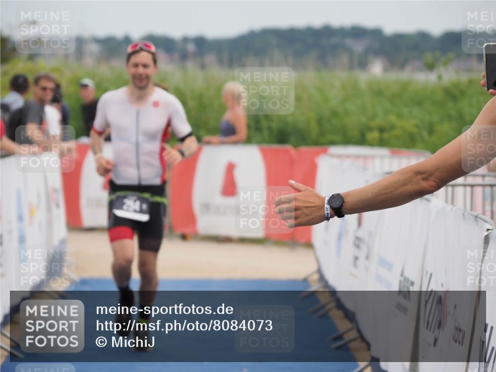 22.06.2025 - Viking Triathlon MichiJ http://msf.ph/oto/8084073 22.06.2025 14:49:49 Ziel 294, 310 meine-sportfotos.de