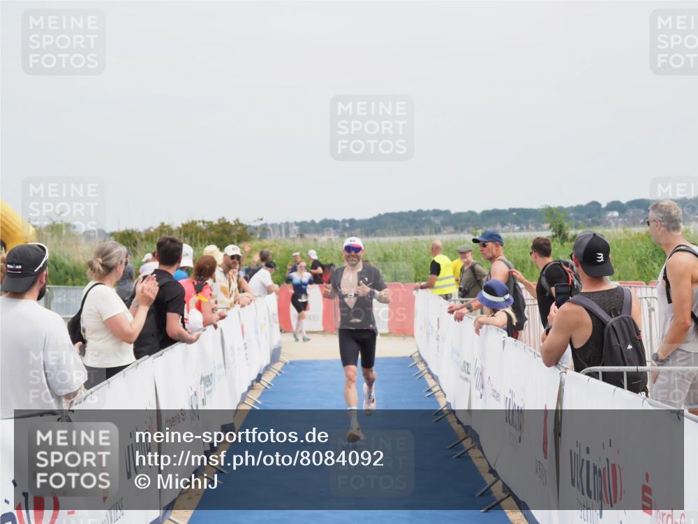 22.06.2025 - Viking Triathlon MichiJ http://msf.ph/oto/8084092 22.06.2025 14:42:08 Ziel 125 meine-sportfotos.de