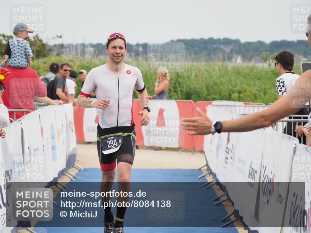 22.06.2025 - Viking Triathlon MichiJ http://msf.ph/oto/8084138 22.06.2025 14:49:50 Ziel 294 meine-sportfotos.de