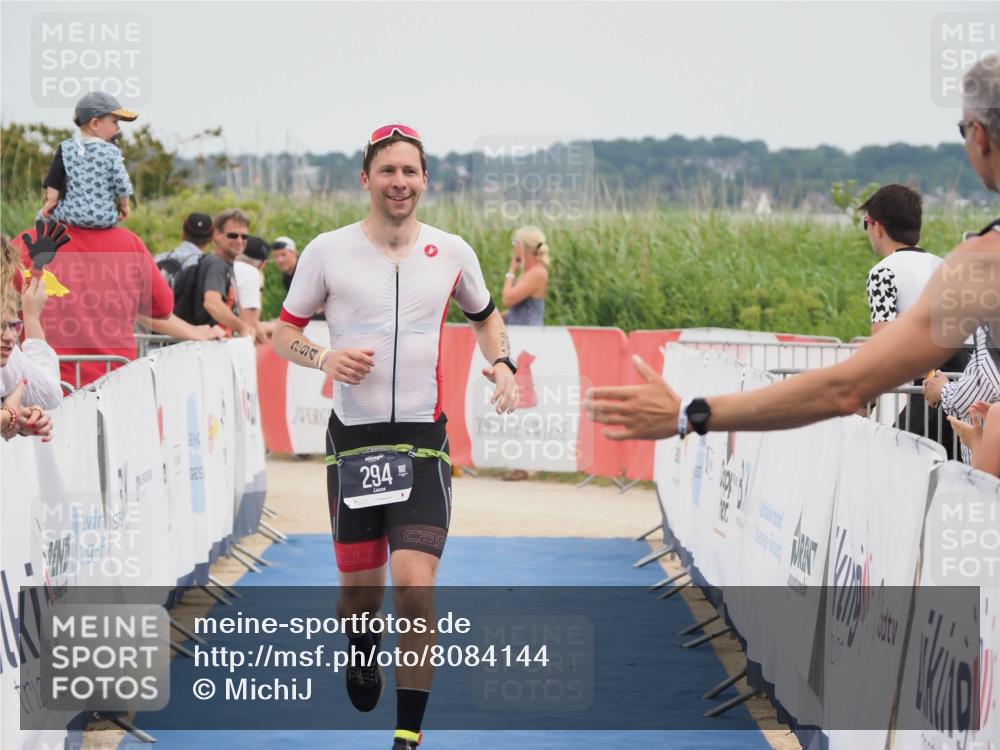 22.06.2025 - Viking Triathlon MichiJ http://msf.ph/oto/8084144 22.06.2025 14:49:50 Ziel 294 meine-sportfotos.de