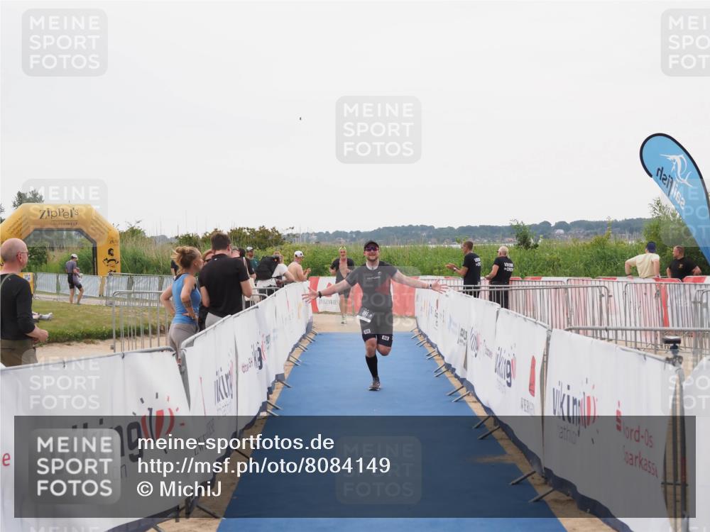 22.06.2025 - Viking Triathlon MichiJ http://msf.ph/oto/8084149 22.06.2025 16:19:39 Ziel 191 meine-sportfotos.de