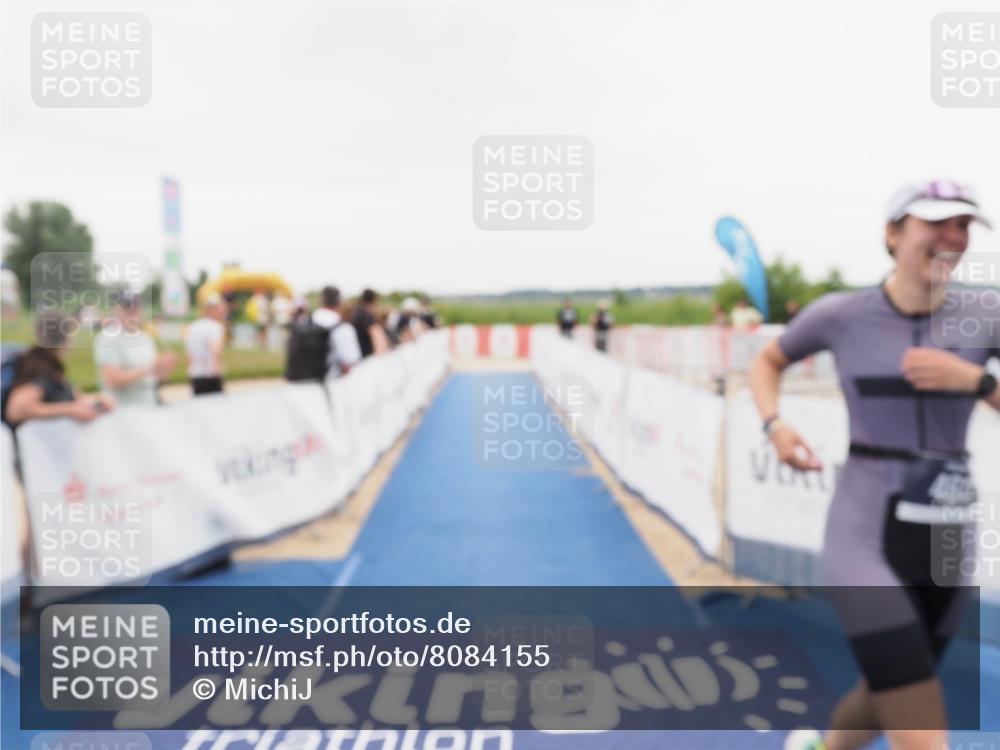 22.06.2025 - Viking Triathlon MichiJ http://msf.ph/oto/8084155 22.06.2025 16:11:04 Ziel 460 meine-sportfotos.de