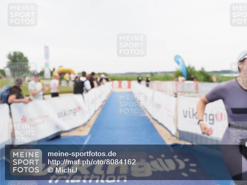 22.06.2025 - Viking Triathlon MichiJ http://msf.ph/oto/8084162 22.06.2025 16:11:04 Ziel 460 meine-sportfotos.de