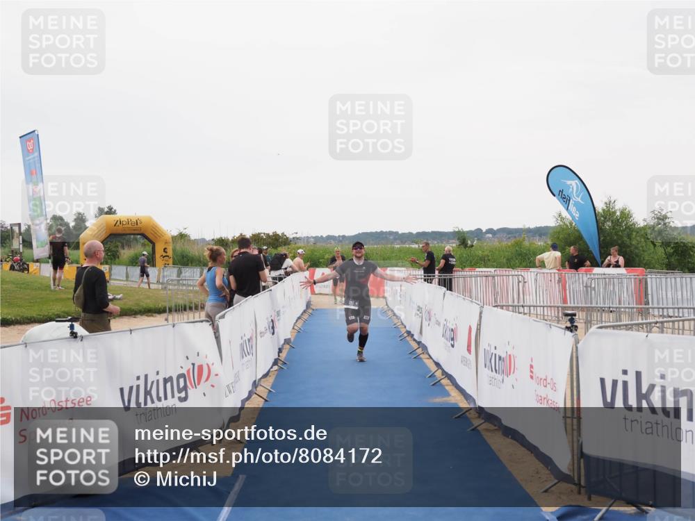 22.06.2025 - Viking Triathlon MichiJ http://msf.ph/oto/8084172 22.06.2025 16:19:40 Ziel 191 meine-sportfotos.de