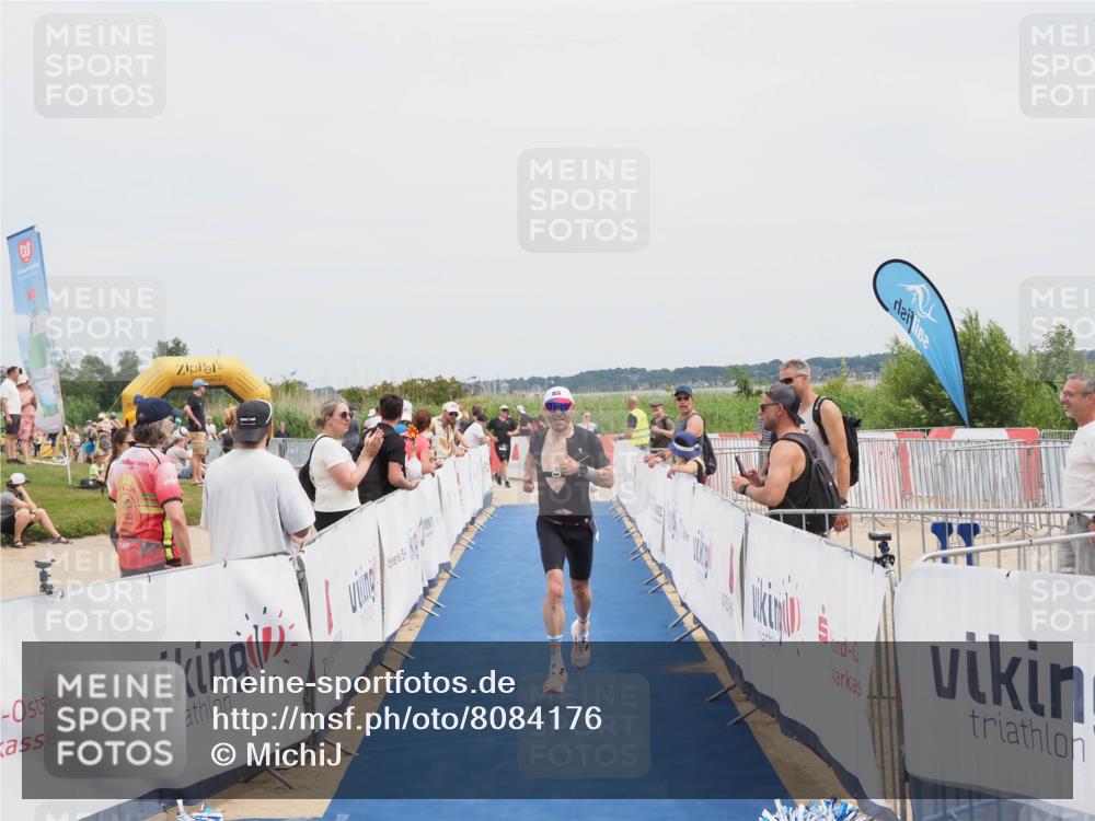 22.06.2025 - Viking Triathlon MichiJ http://msf.ph/oto/8084176 22.06.2025 14:42:09 Ziel 125 meine-sportfotos.de