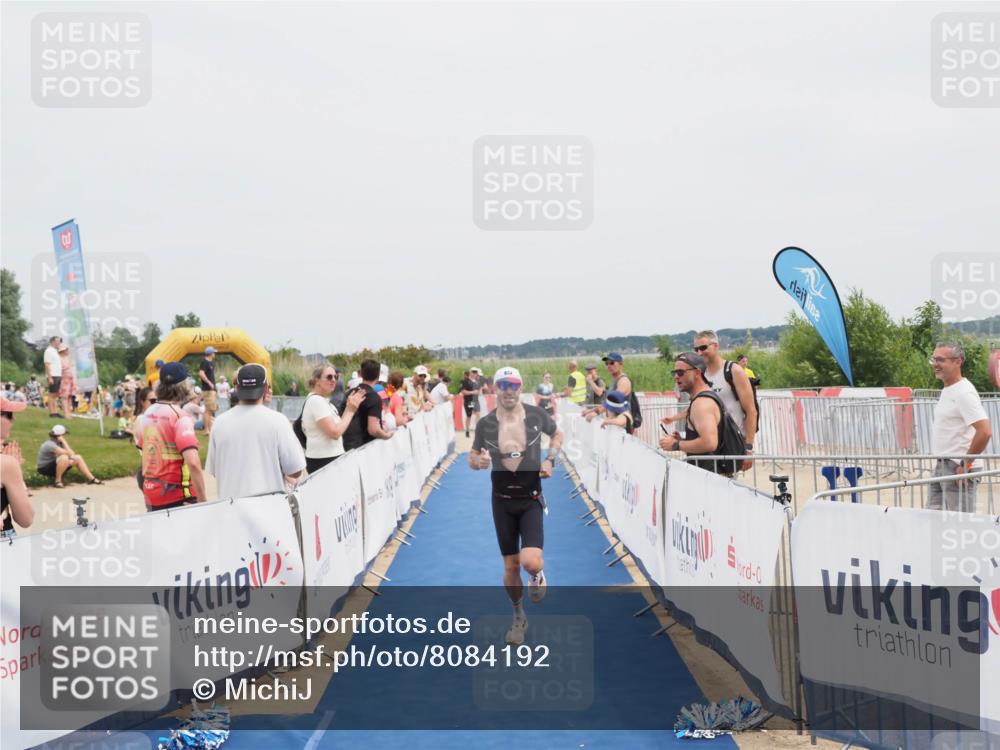 22.06.2025 - Viking Triathlon MichiJ http://msf.ph/oto/8084192 22.06.2025 14:42:09 Ziel 125 meine-sportfotos.de