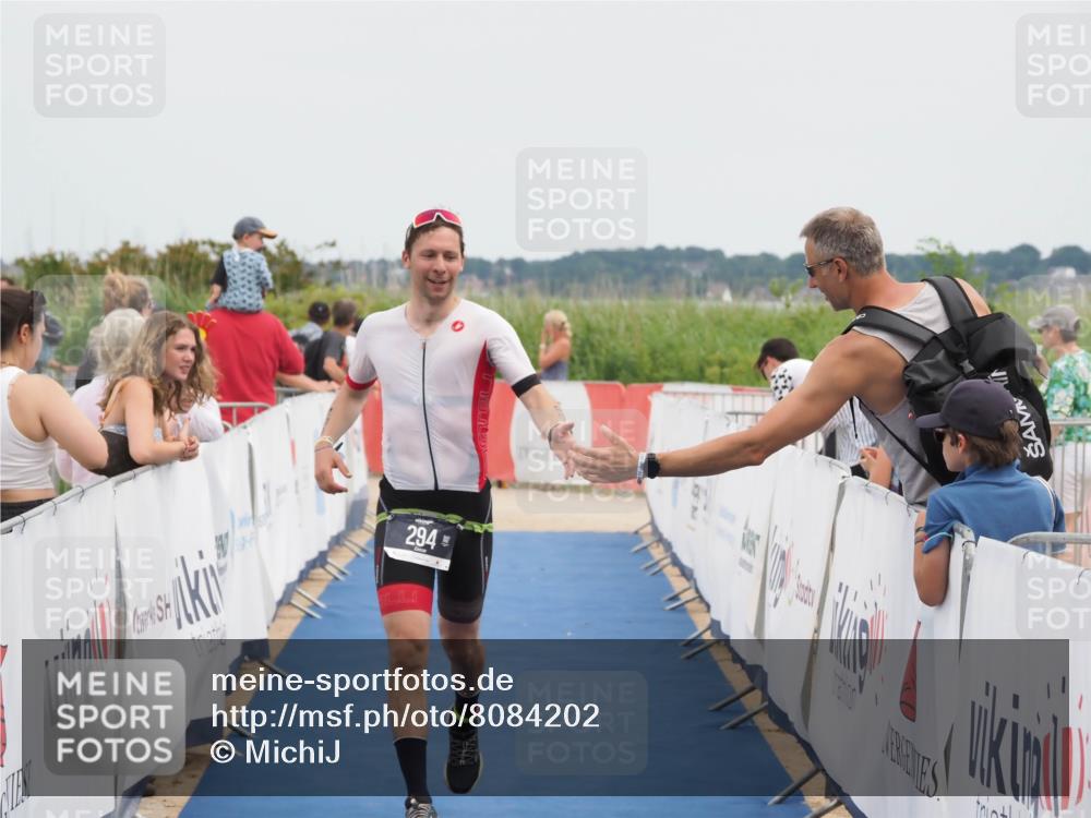22.06.2025 - Viking Triathlon MichiJ http://msf.ph/oto/8084202 22.06.2025 14:49:51 Ziel 294 meine-sportfotos.de