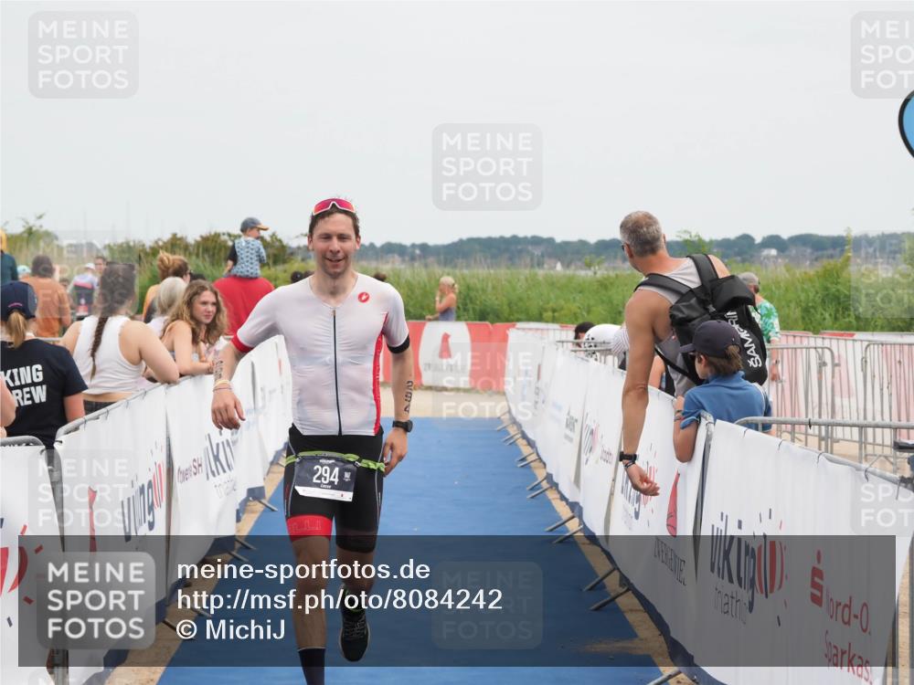 22.06.2025 - Viking Triathlon MichiJ http://msf.ph/oto/8084242 22.06.2025 14:49:52 Ziel 294 meine-sportfotos.de