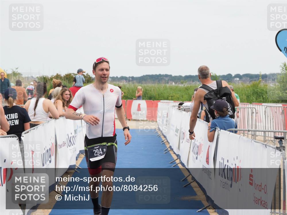 22.06.2025 - Viking Triathlon MichiJ http://msf.ph/oto/8084256 22.06.2025 14:49:52 Ziel 294 meine-sportfotos.de