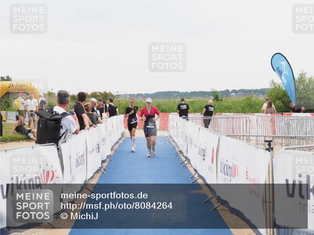 22.06.2025 - Viking Triathlon MichiJ http://msf.ph/oto/8084264 22.06.2025 16:11:33 Ziel 60, 473 meine-sportfotos.de