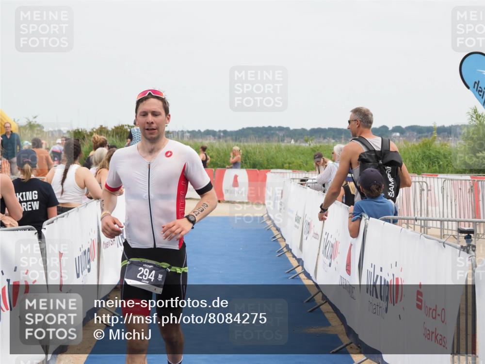 22.06.2025 - Viking Triathlon MichiJ http://msf.ph/oto/8084275 22.06.2025 14:49:53 Ziel 294 meine-sportfotos.de