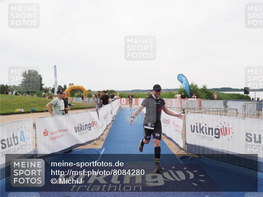 22.06.2025 - Viking Triathlon MichiJ http://msf.ph/oto/8084280 22.06.2025 16:19:42 Ziel 191, 372 meine-sportfotos.de