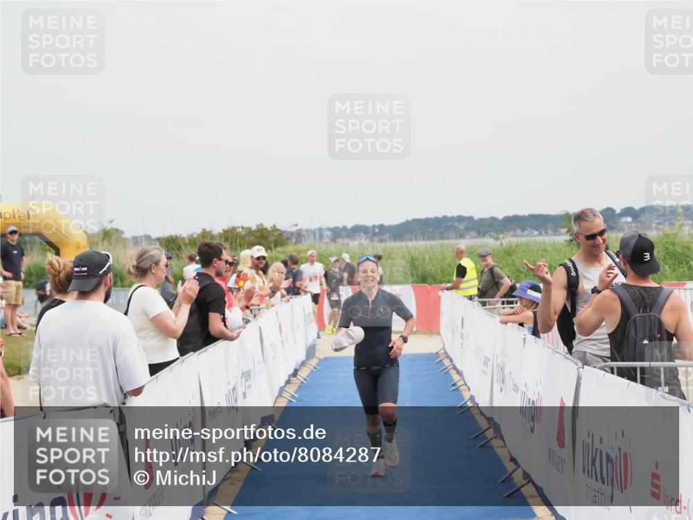 22.06.2025 - Viking Triathlon MichiJ http://msf.ph/oto/8084287 22.06.2025 14:42:16 Ziel 184 meine-sportfotos.de