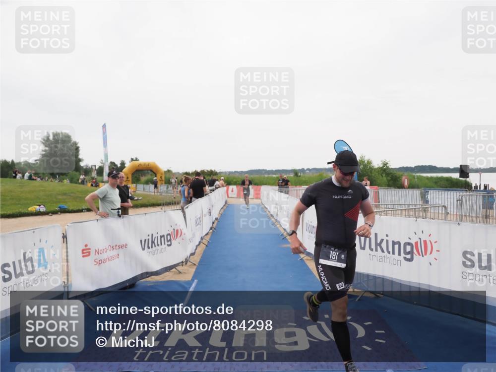 22.06.2025 - Viking Triathlon MichiJ http://msf.ph/oto/8084298 22.06.2025 16:19:42 Ziel 191, 372 meine-sportfotos.de