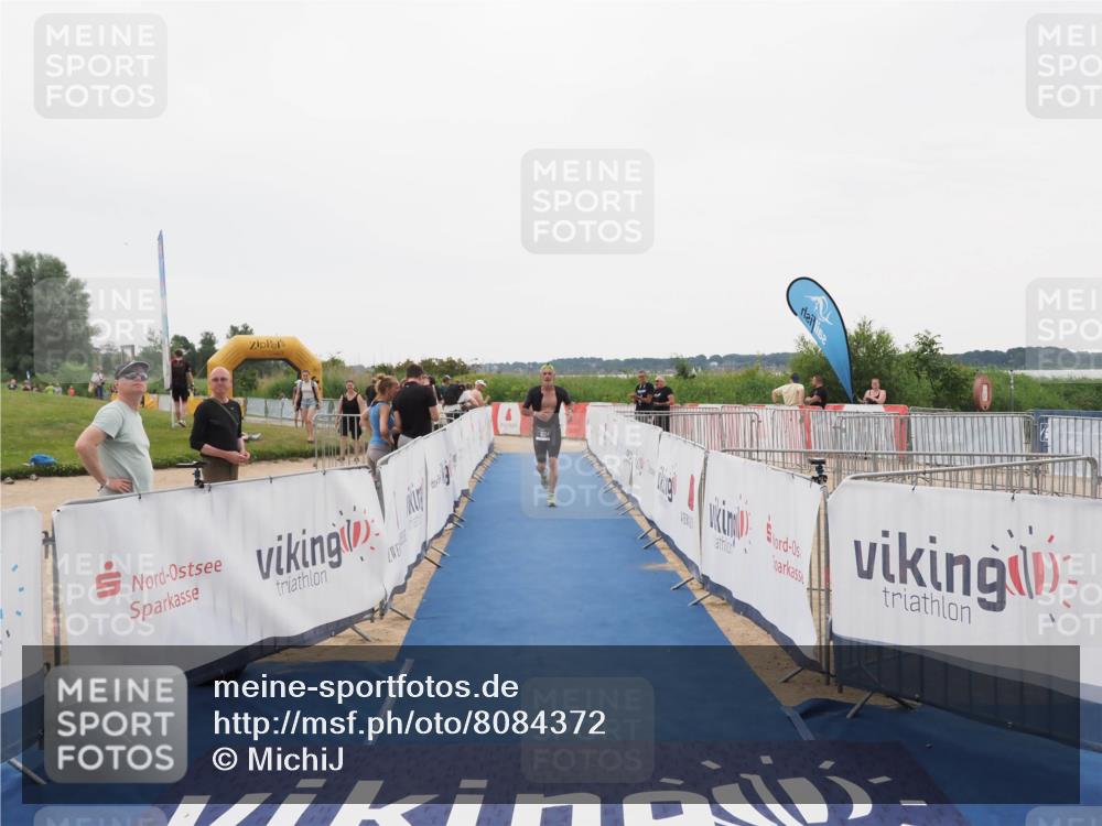 22.06.2025 - Viking Triathlon MichiJ http://msf.ph/oto/8084372 22.06.2025 16:19:44 Ziel 191, 372 meine-sportfotos.de