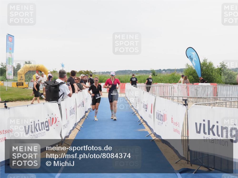 22.06.2025 - Viking Triathlon MichiJ http://msf.ph/oto/8084374 22.06.2025 16:11:35 Ziel 60, 473 meine-sportfotos.de
