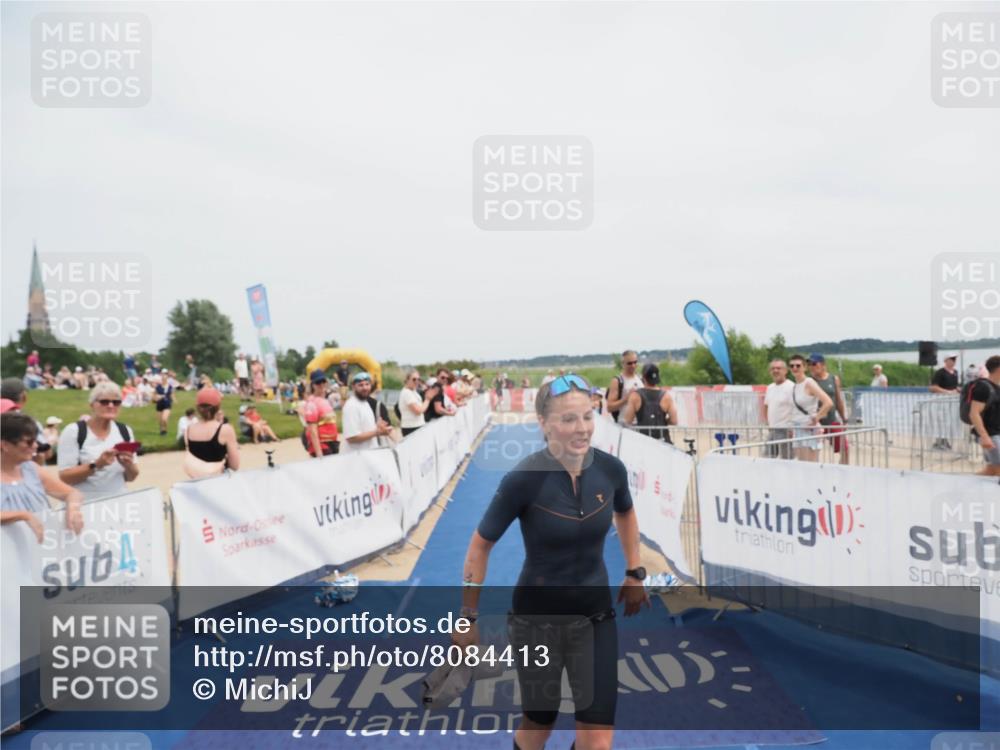 22.06.2025 - Viking Triathlon MichiJ http://msf.ph/oto/8084413 22.06.2025 14:42:18 Ziel 184 meine-sportfotos.de