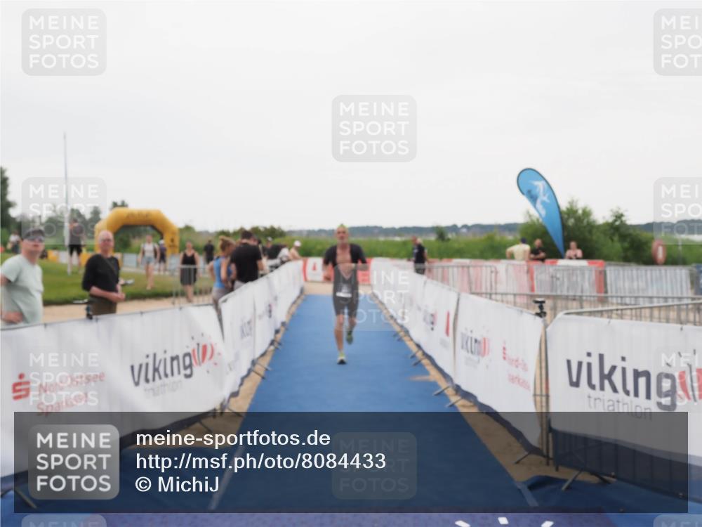 22.06.2025 - Viking Triathlon MichiJ http://msf.ph/oto/8084433 22.06.2025 16:19:45 Ziel 191, 372 meine-sportfotos.de
