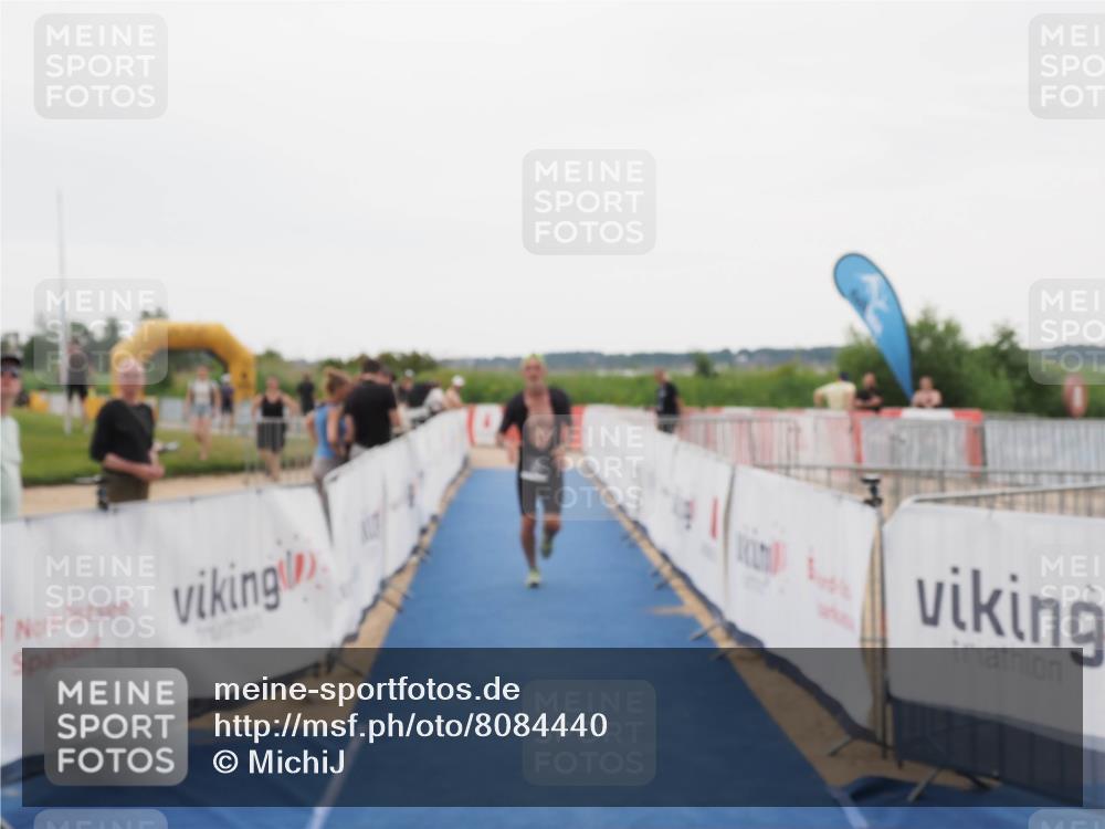 22.06.2025 - Viking Triathlon MichiJ http://msf.ph/oto/8084440 22.06.2025 16:19:46 Ziel 191, 372 meine-sportfotos.de