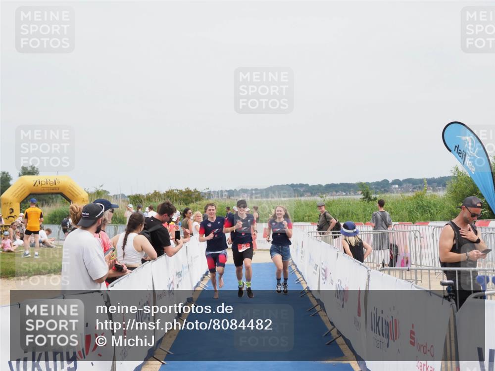 22.06.2025 - Viking Triathlon MichiJ http://msf.ph/oto/8084482 22.06.2025 14:43:01 Ziel 631 meine-sportfotos.de