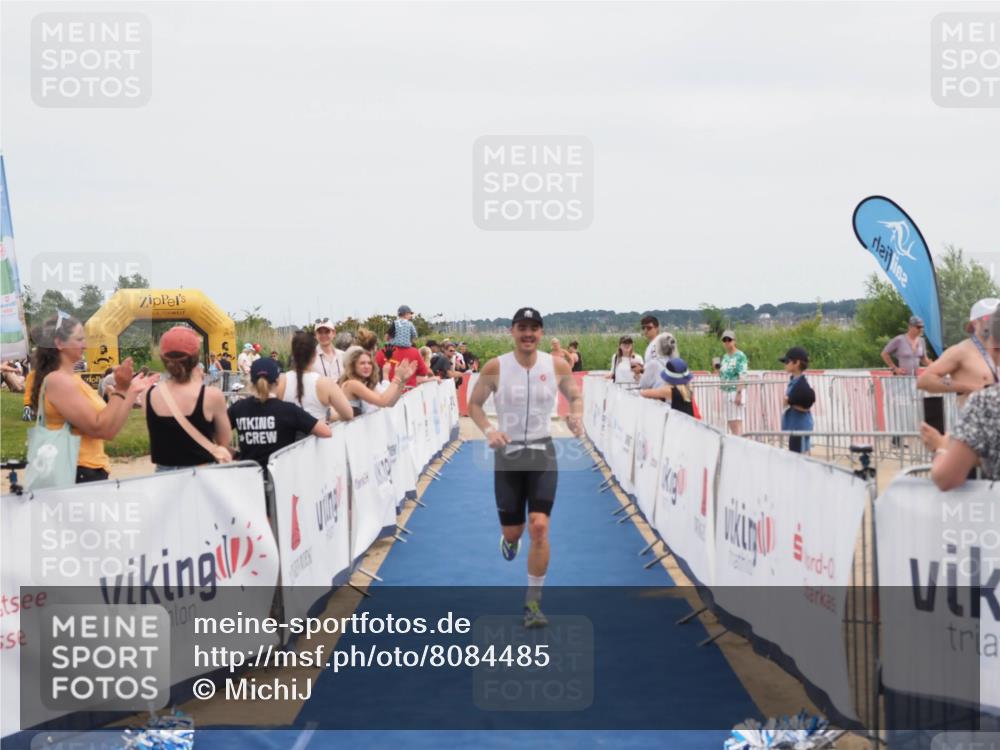 22.06.2025 - Viking Triathlon MichiJ http://msf.ph/oto/8084485 22.06.2025 14:51:13 Ziel 12, 407 meine-sportfotos.de