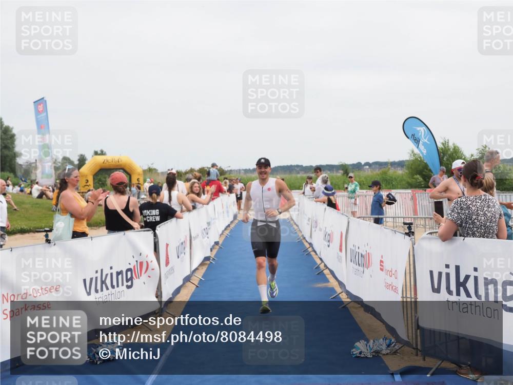 22.06.2025 - Viking Triathlon MichiJ http://msf.ph/oto/8084498 22.06.2025 14:51:13 Ziel 12, 407 meine-sportfotos.de