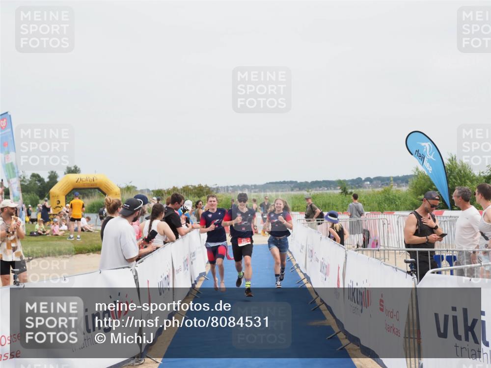 22.06.2025 - Viking Triathlon MichiJ http://msf.ph/oto/8084531 22.06.2025 14:43:02 Ziel 631 meine-sportfotos.de
