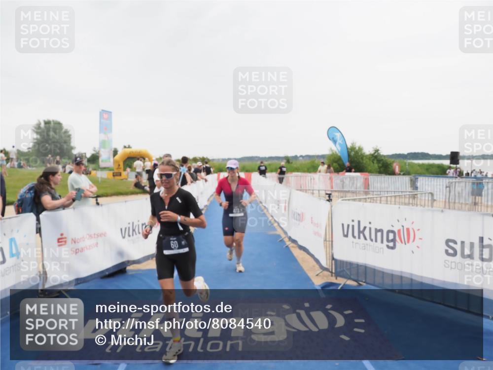 22.06.2025 - Viking Triathlon MichiJ http://msf.ph/oto/8084540 22.06.2025 16:11:38 Ziel 60, 473 meine-sportfotos.de