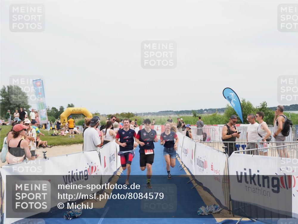 22.06.2025 - Viking Triathlon MichiJ http://msf.ph/oto/8084579 22.06.2025 14:43:03 Ziel 631 meine-sportfotos.de
