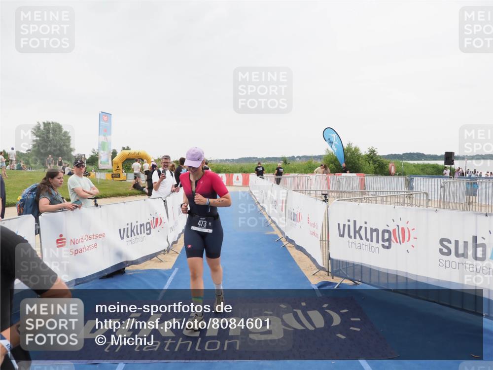 22.06.2025 - Viking Triathlon MichiJ http://msf.ph/oto/8084601 22.06.2025 16:11:39 Ziel 60, 473 meine-sportfotos.de