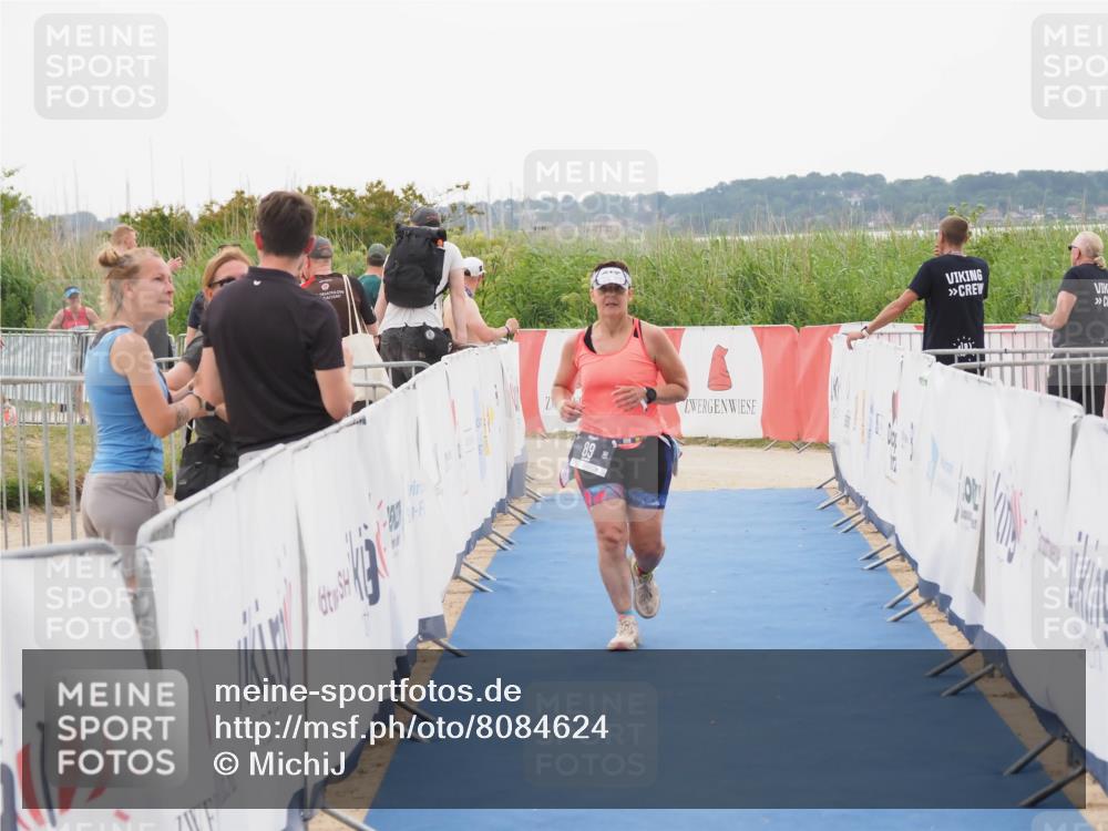 22.06.2025 - Viking Triathlon MichiJ http://msf.ph/oto/8084624 22.06.2025 16:20:14 Ziel 89 meine-sportfotos.de